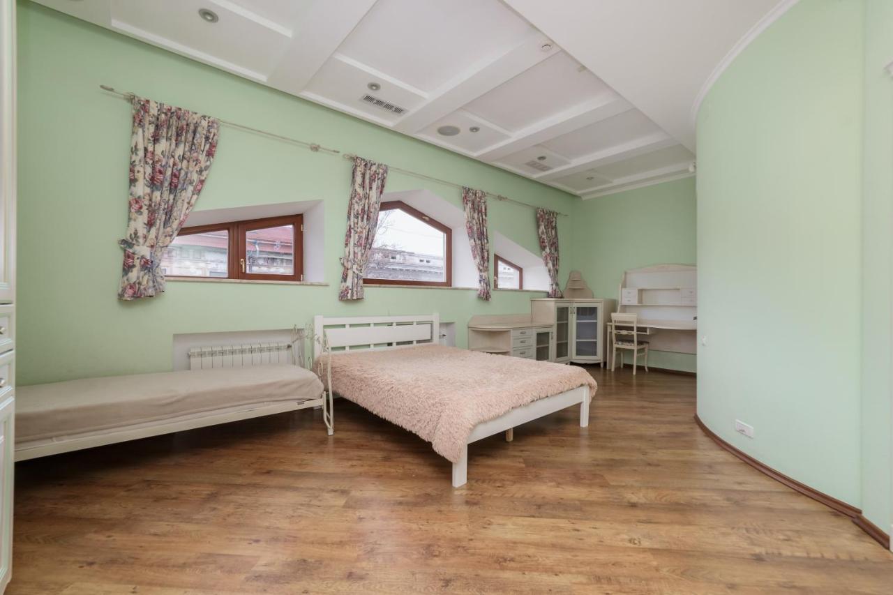 אודסה Katerynyska 2 Level Apartment With Sauna מראה חיצוני תמונה